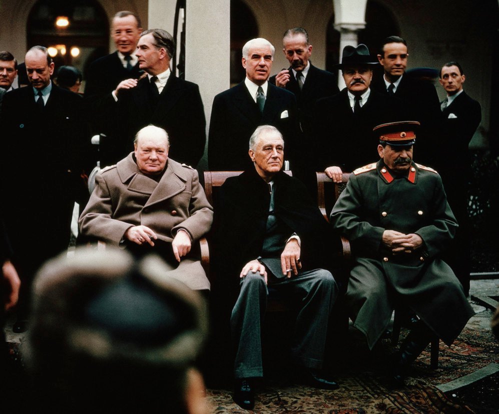 Los líderes de Estados Unidos, Reino Unido y la Unión Soviética se unieron contra Hitler